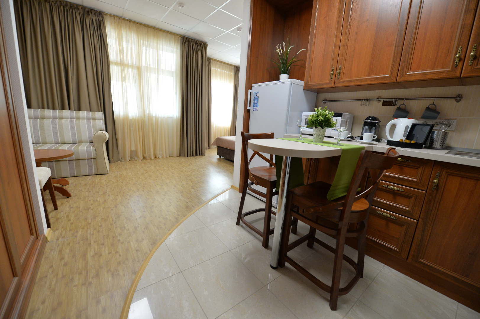 Апартаменты Необыкновенный дом 1