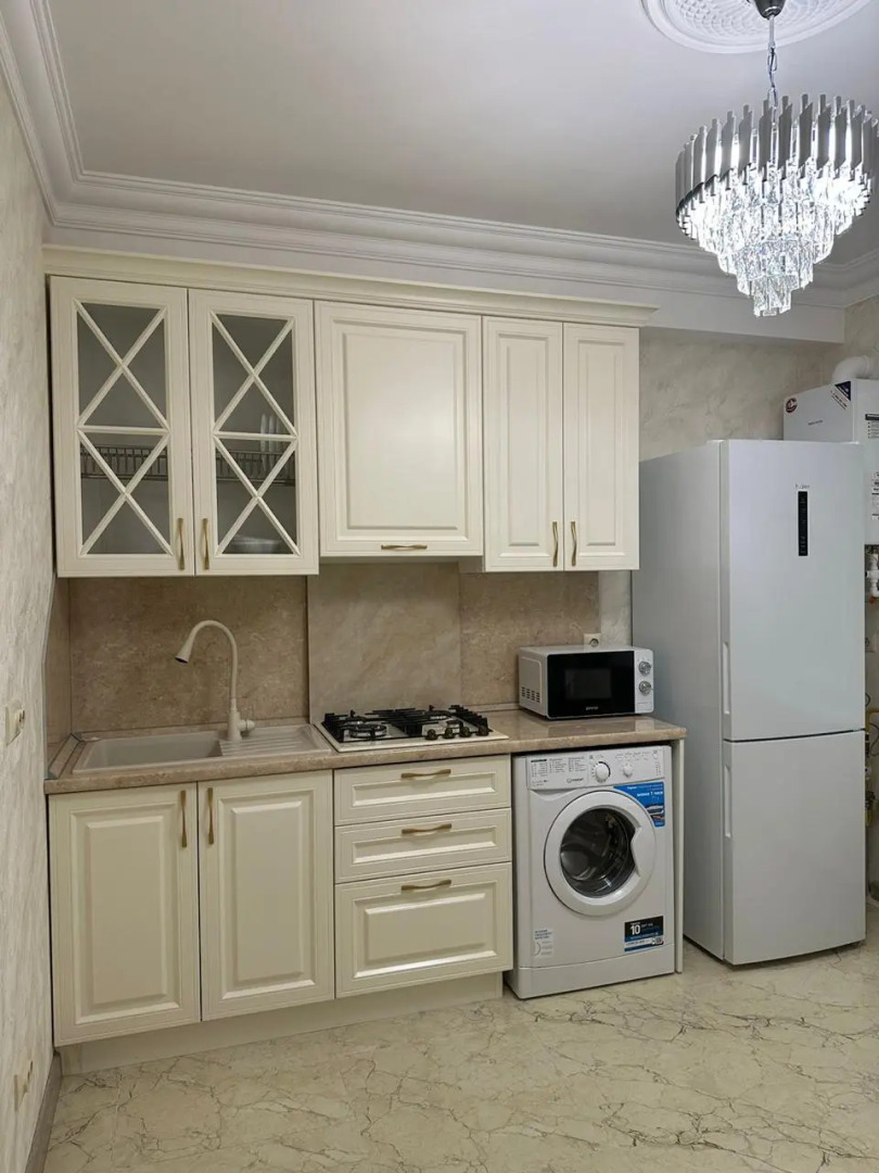 Апартаменты  в новом частном трехэтажном доме 5