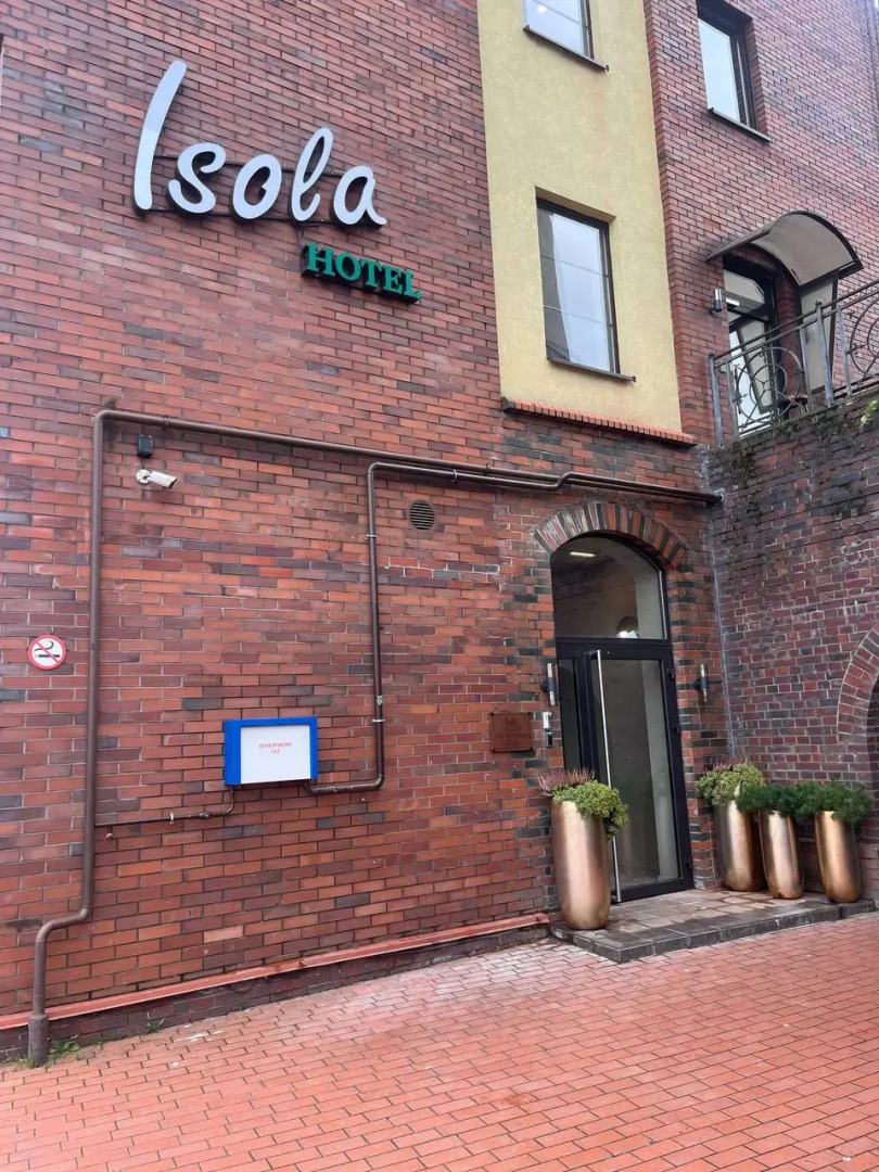 Отель Изола