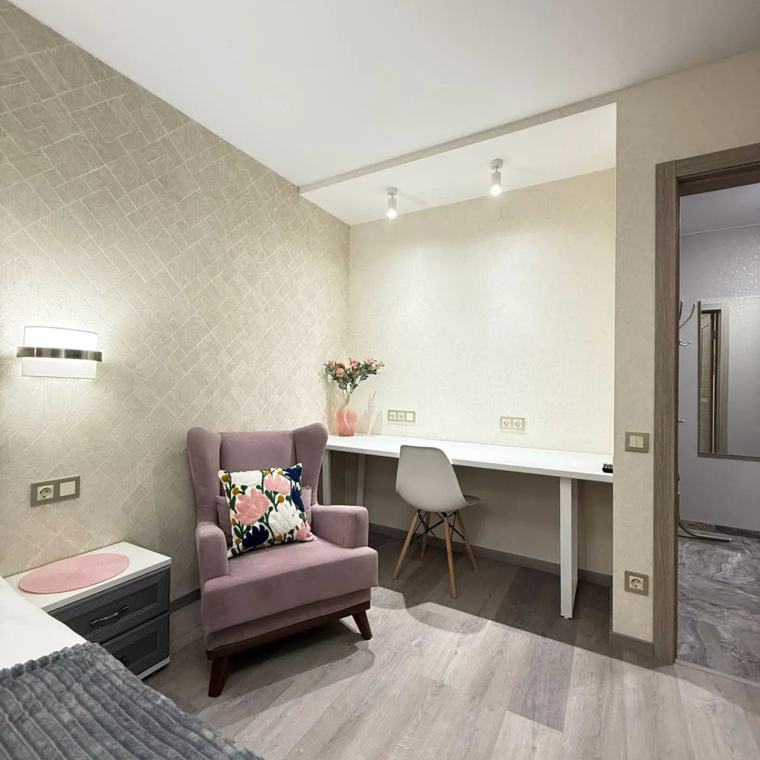 Квартира Луначарского 216