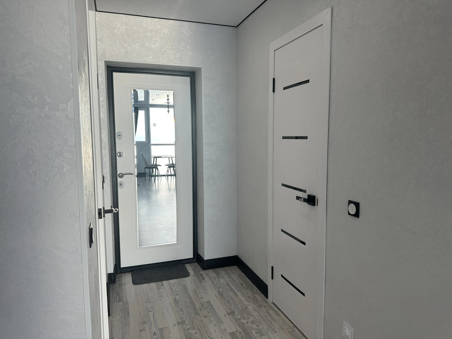 Квартира Шикарная 2-комнатная квартира у моря на Столетии 163