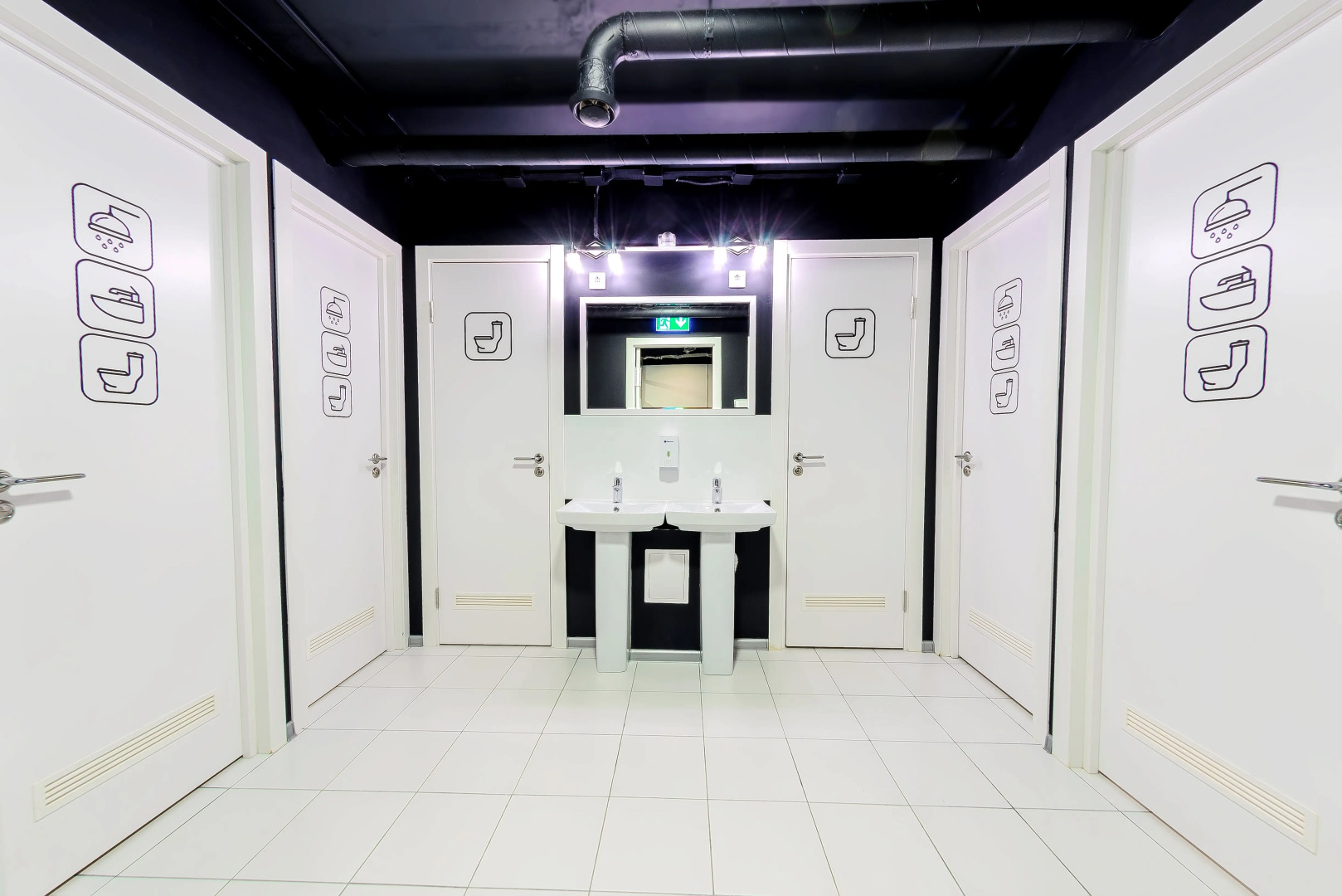 Отель InterQUBE Большая Полянка