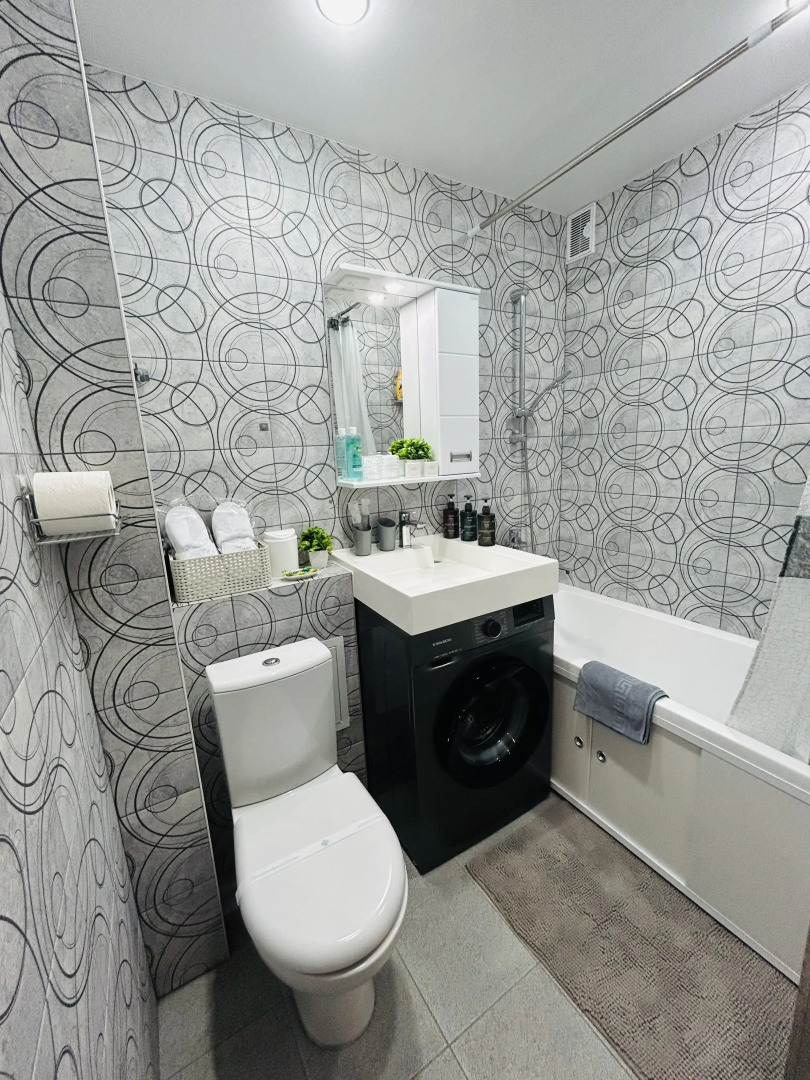 Апартаменты на Острове Канта у Биржевого сквера (самый центр города)