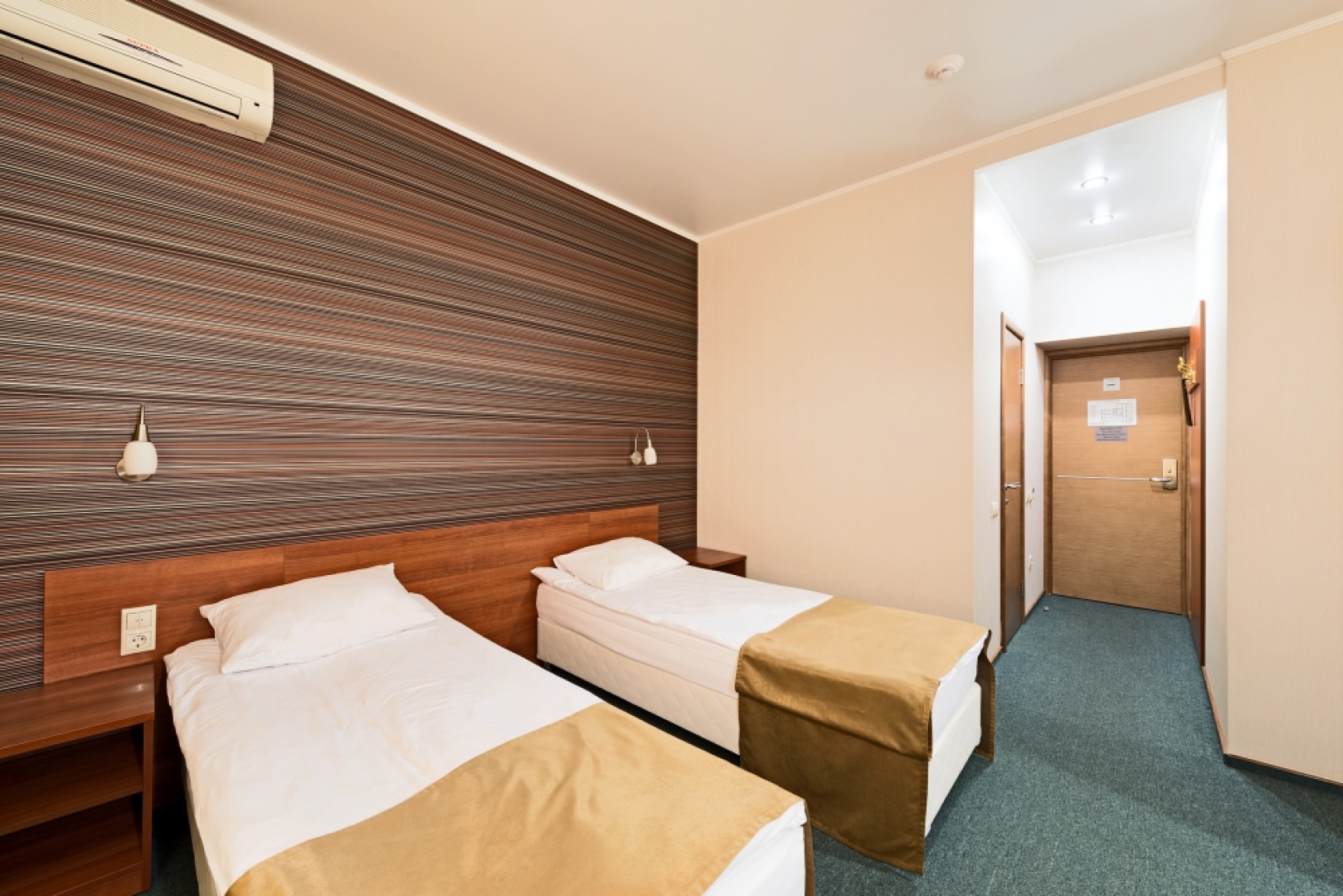 Отель Загреб