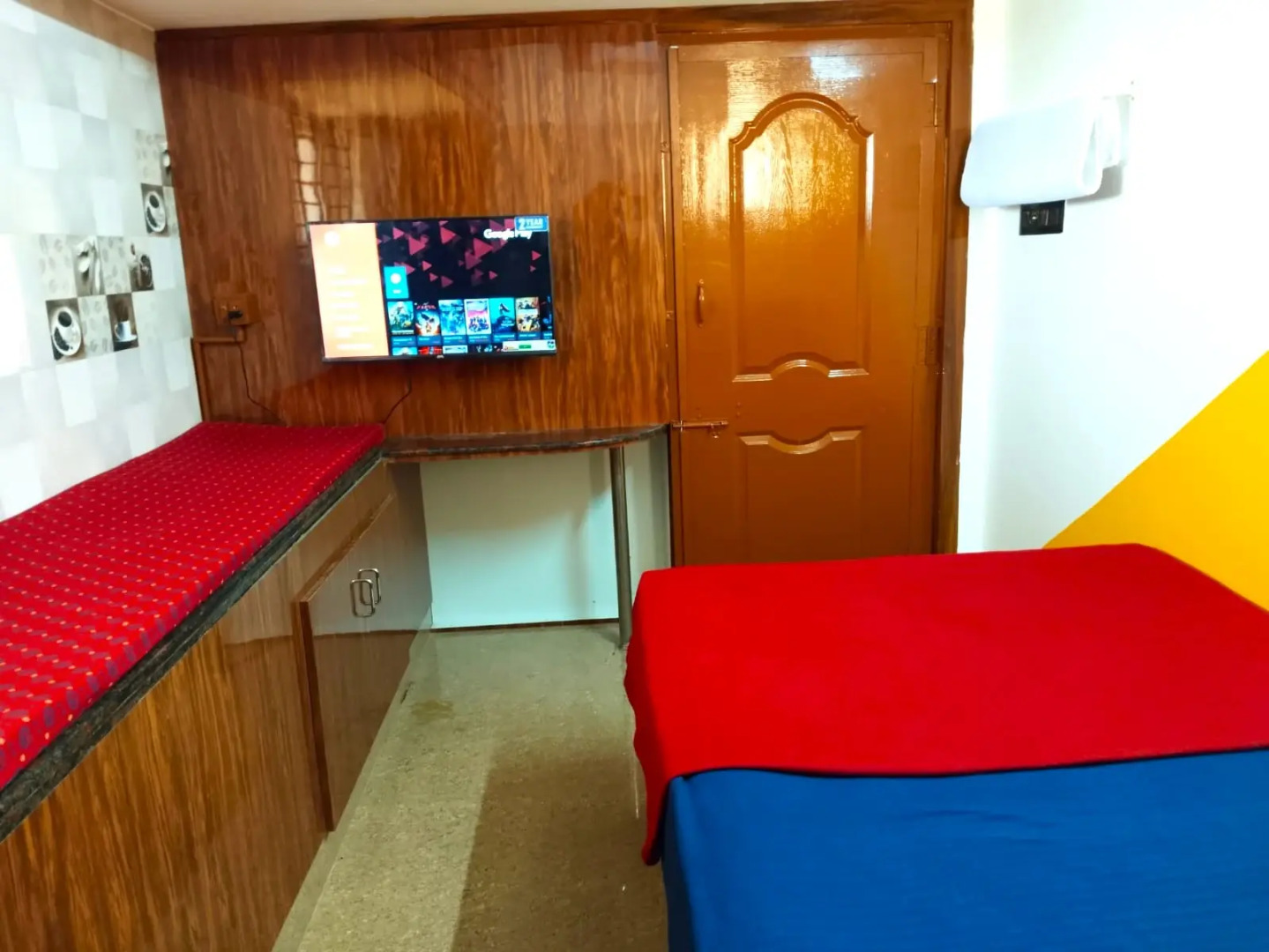 Отель ASS Happystay Inn