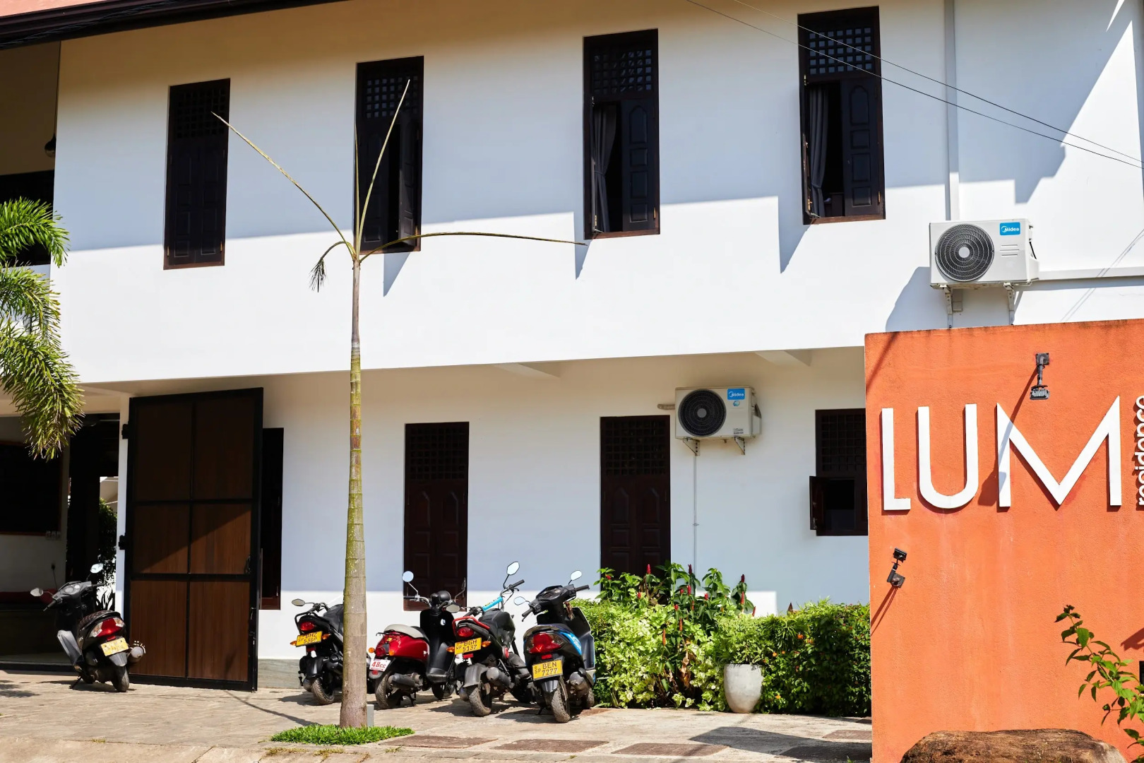 Отель Lum Residence