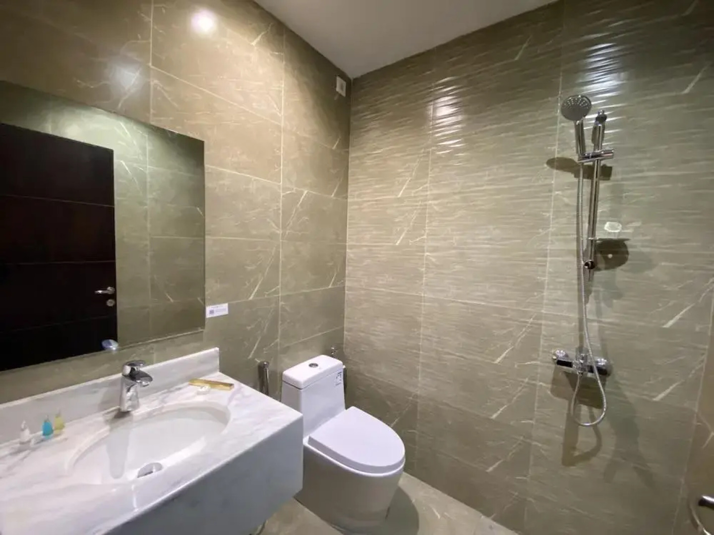 Отель Triple Tree