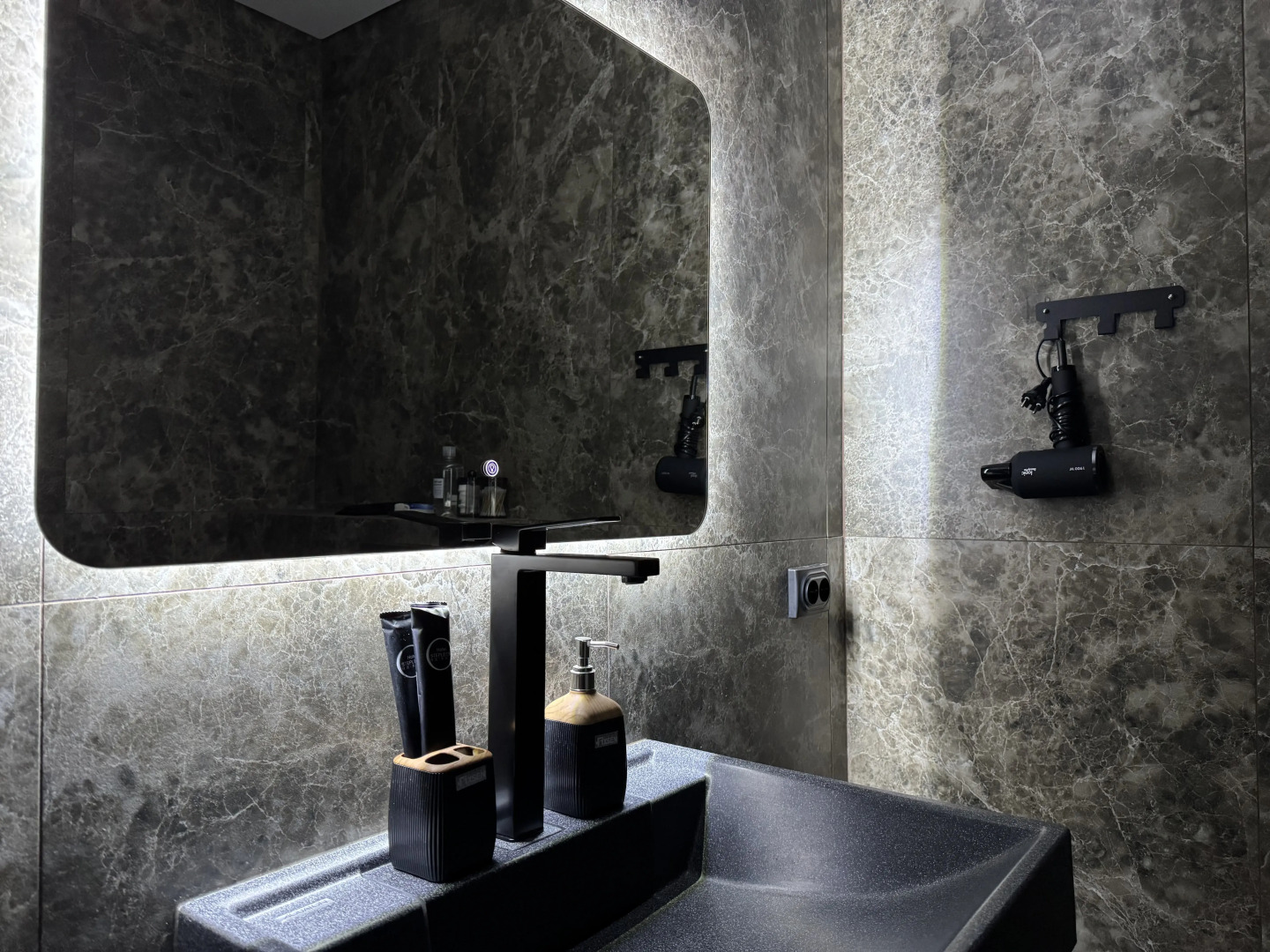 Апартаменты Atmosfera Sna у Жд Вокзала в Стильном Провансе