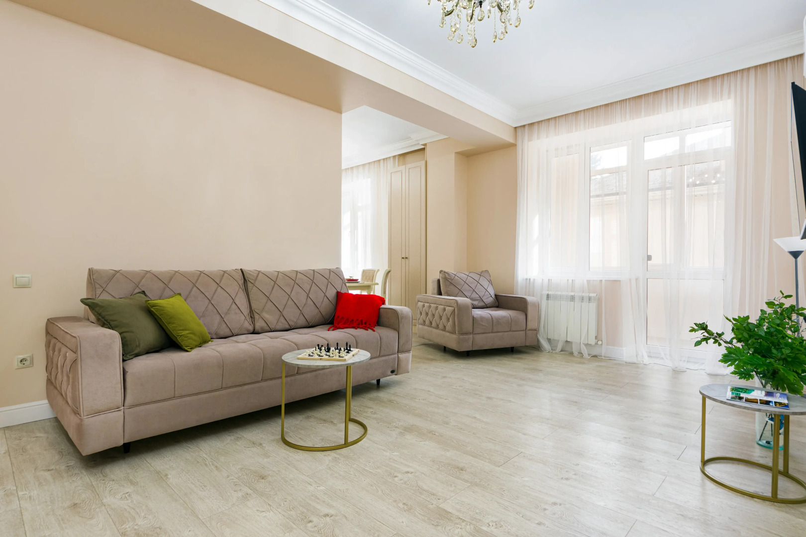 Апартаменты Лилия Ирины Савельевой В самом центре у Каскадной лестницы