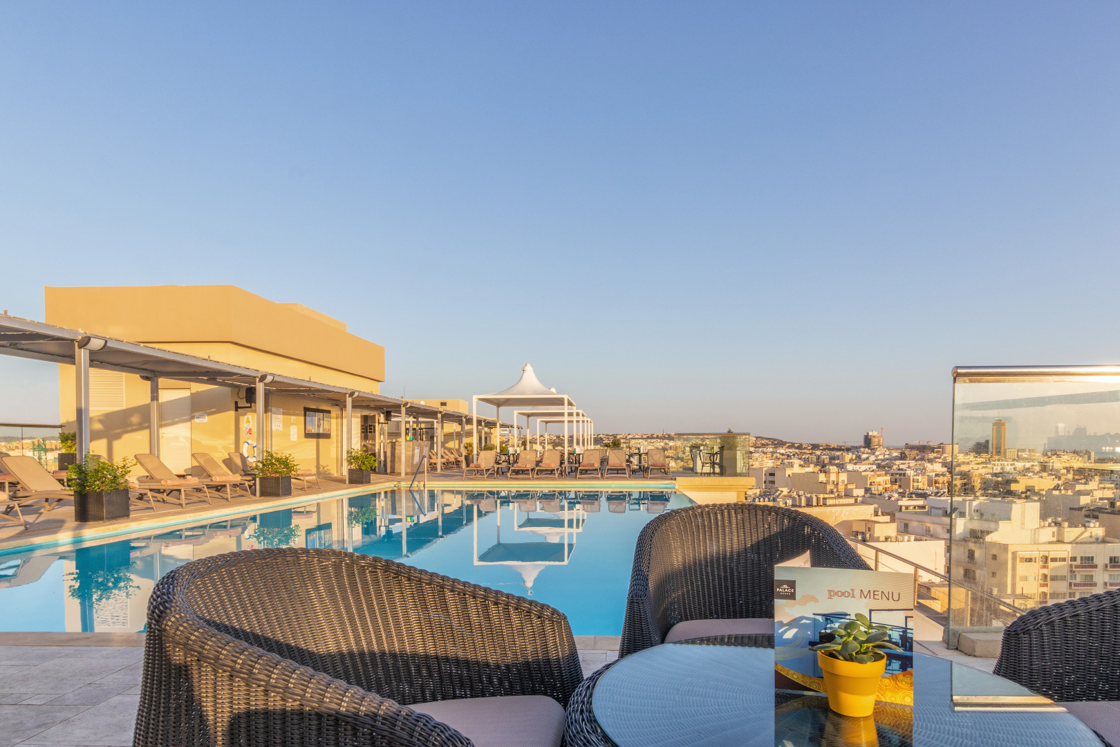 Отель AX The Palace