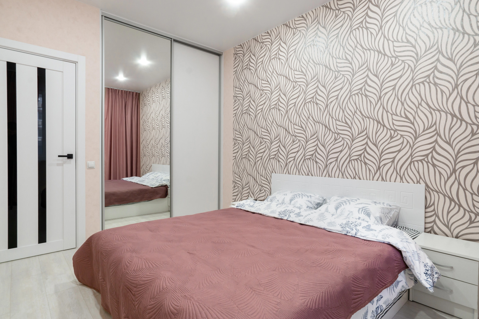 Апартаменты Семейная 1-ком в ЖК Самолёт