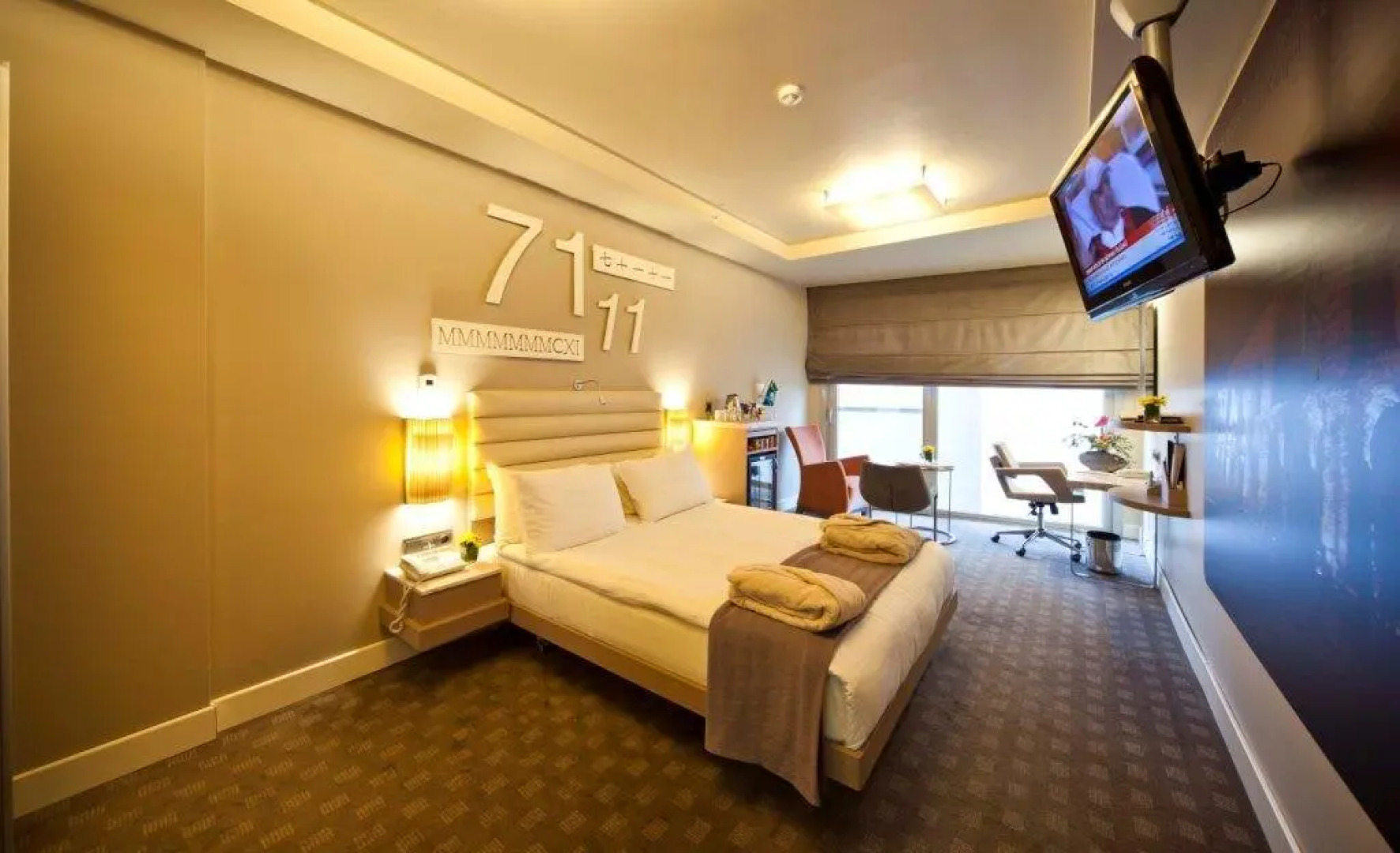 Отель Ramada by Wyndham Istanbul Pera