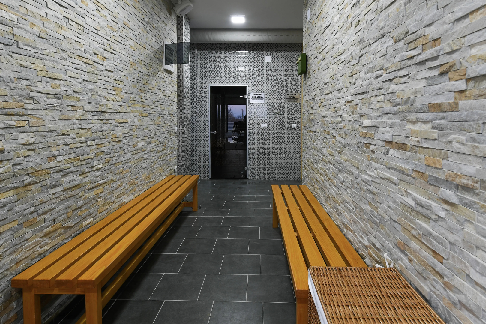 Отель Alexander Resort