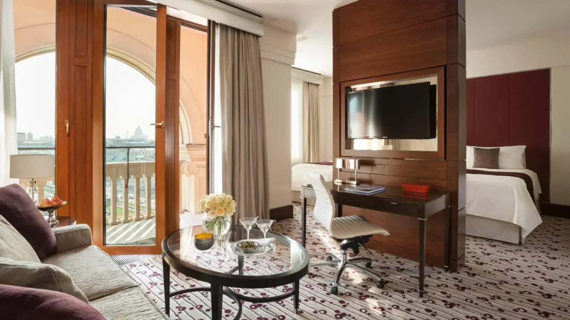 Гостиница Four Seasons Hotel Moscow