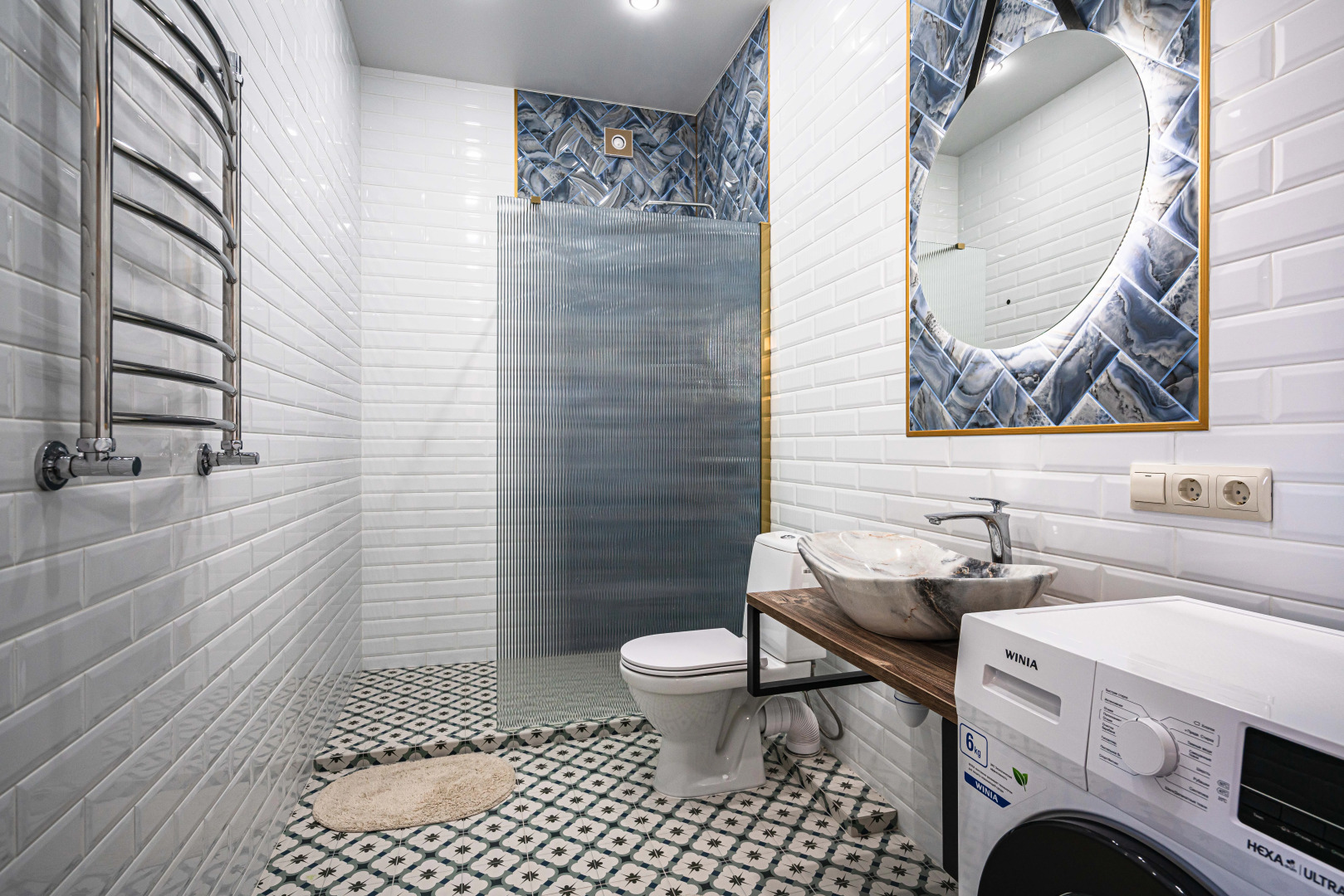 Квартира БалтАтлантик номер в стиле Красный Дракон