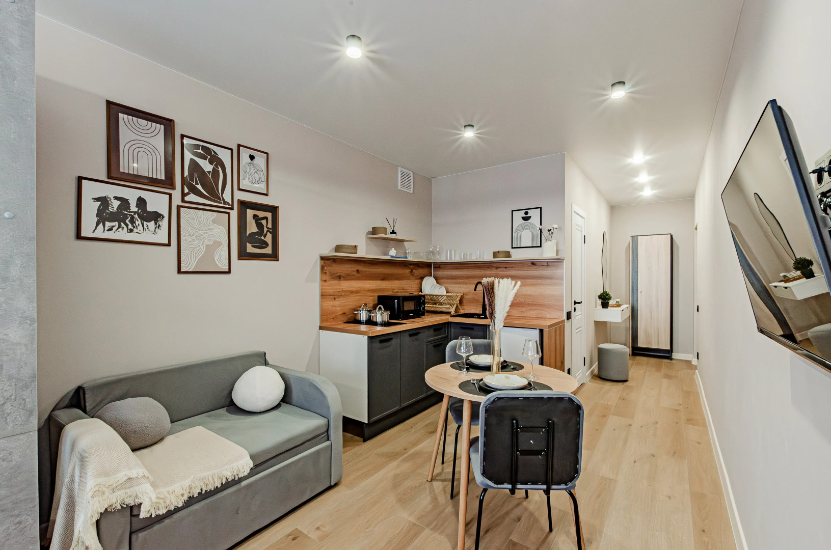 Апартаменты Горки-2 рядом с метро ТЦ и парком