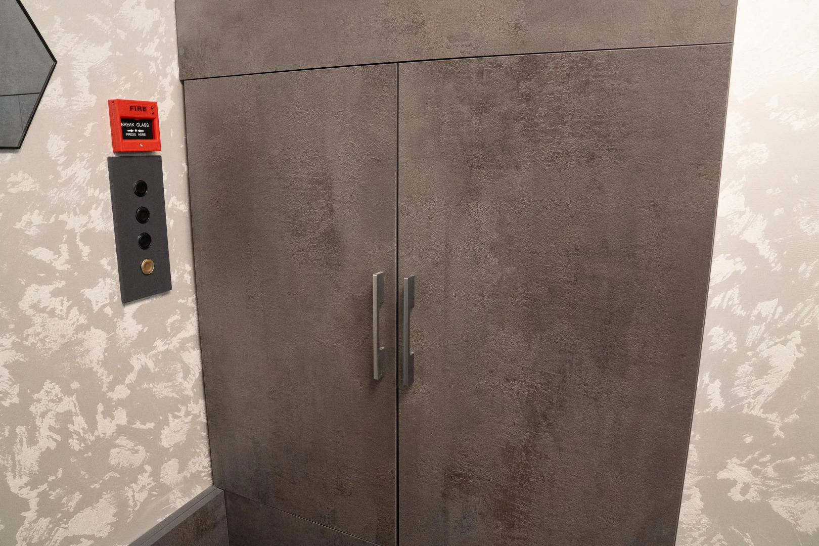 Отель Prime Suites Hotel