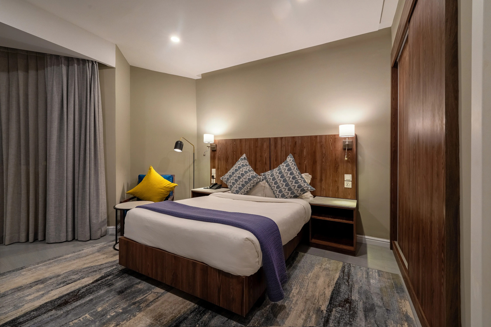 Отель Central Ridge