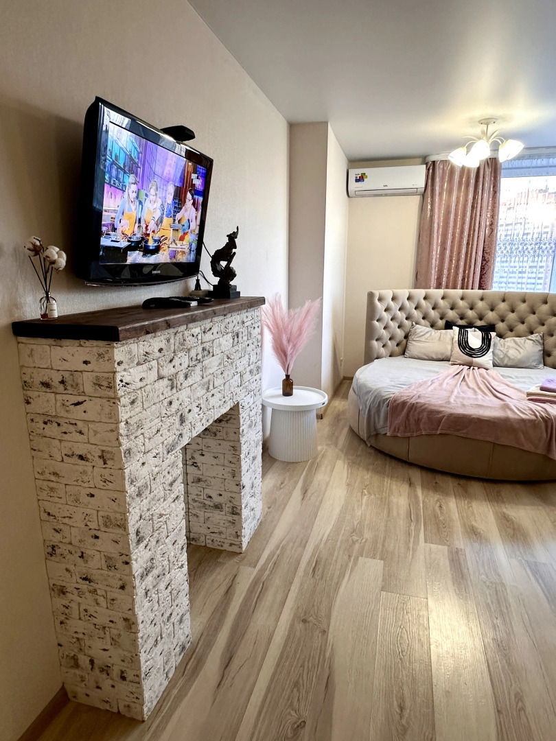 Апартаменты Мира 4в/8