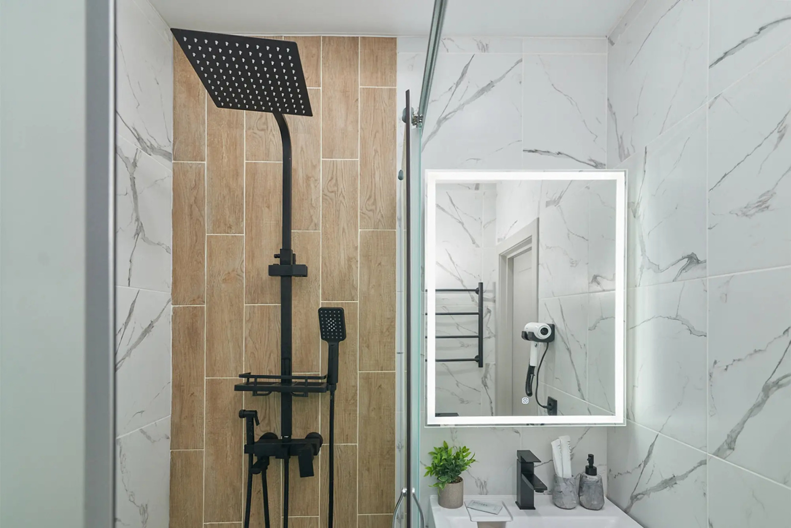 Апартаменты Horomy на Гусарской 4