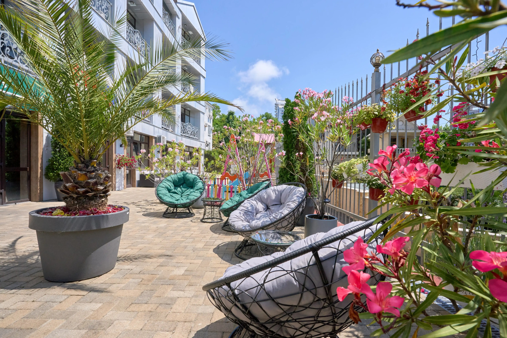 Отель Амбассадор