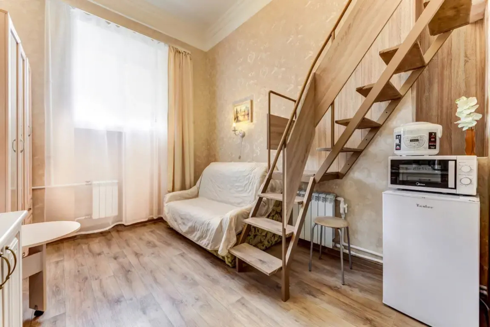 Апартаменты Классическая Студия Двухуровневая Любимый Город