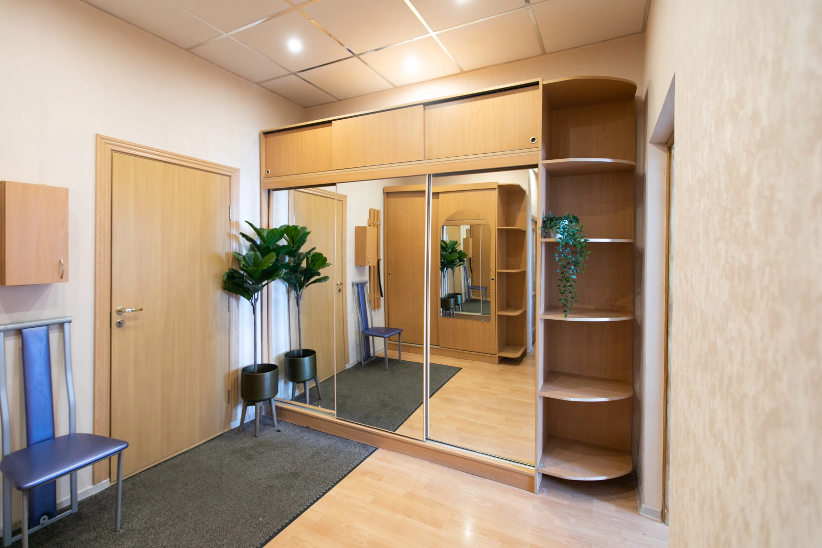 Апартаменты 1896. Большая квартира у Лахта-Центра