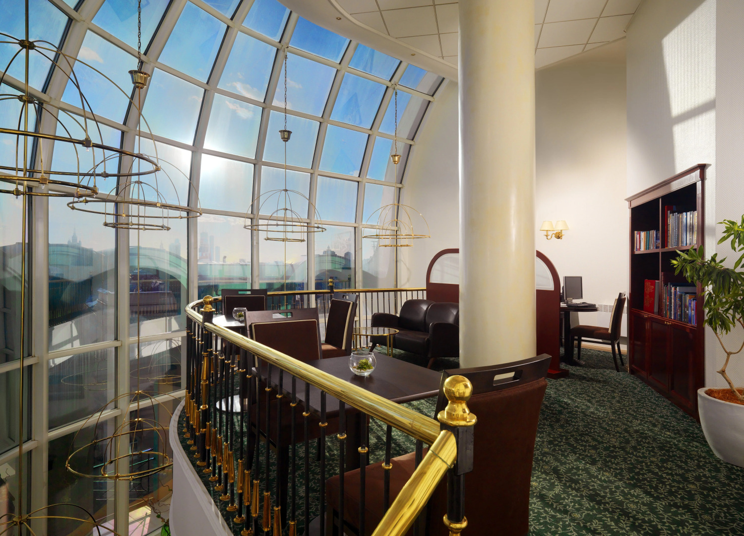 Сафмар Грандъ Москва (бывший Марриотт Гранд)