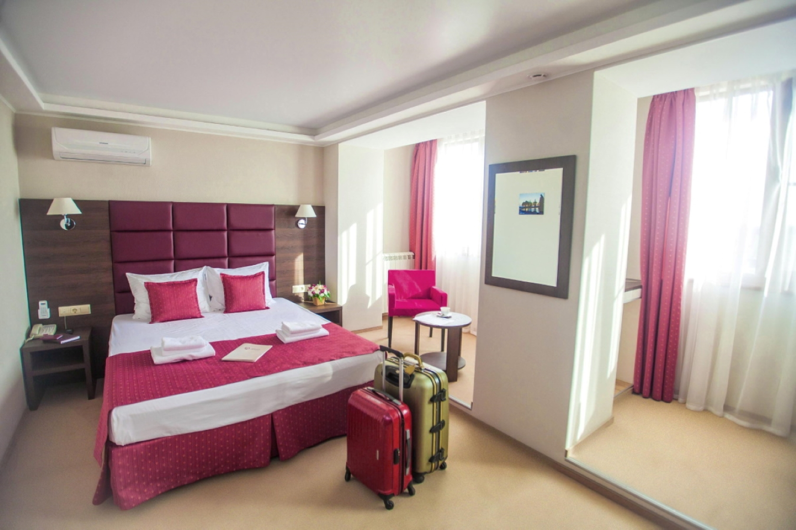 Отель Милот