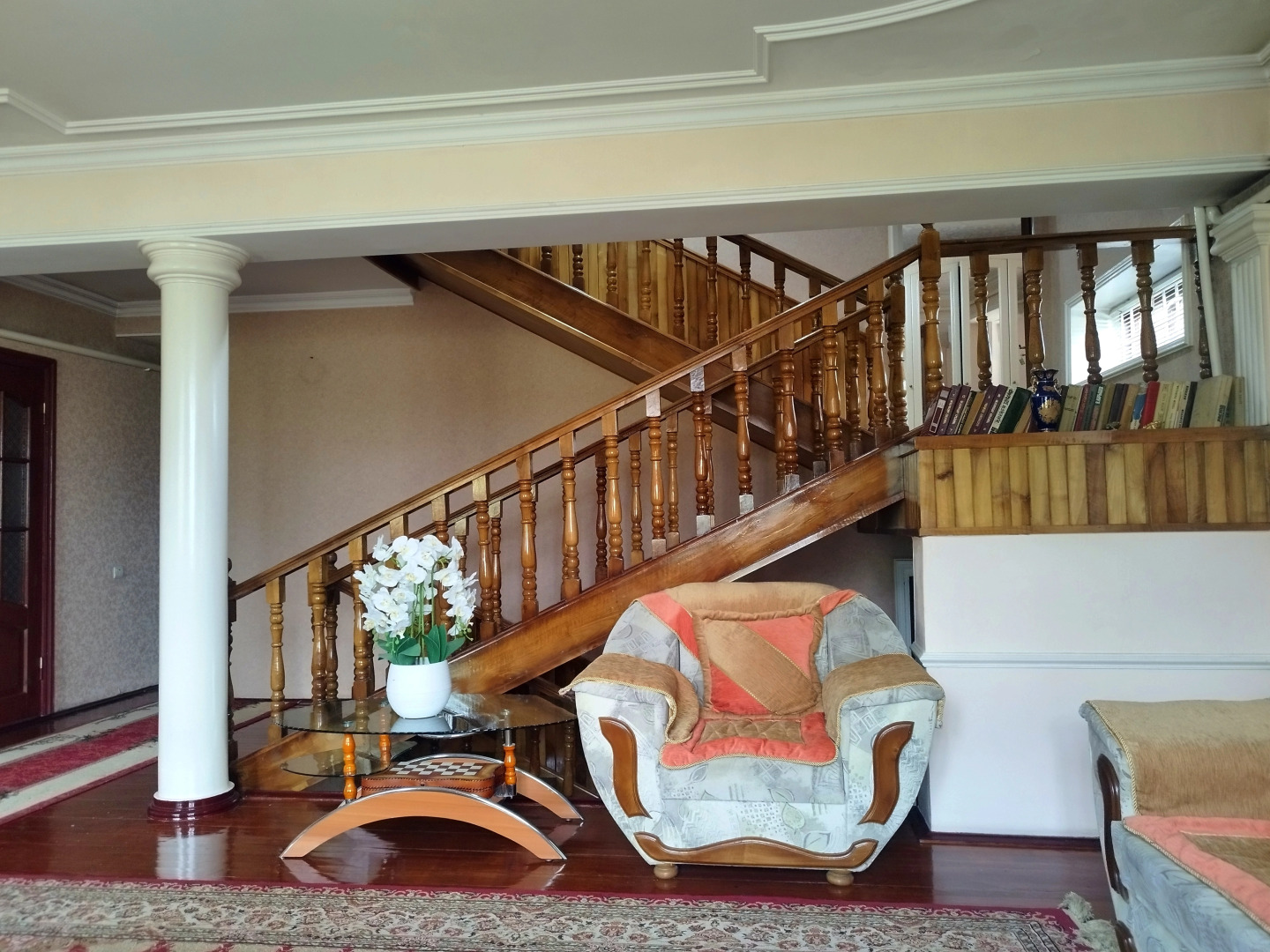 Хостел Uyut house Osh