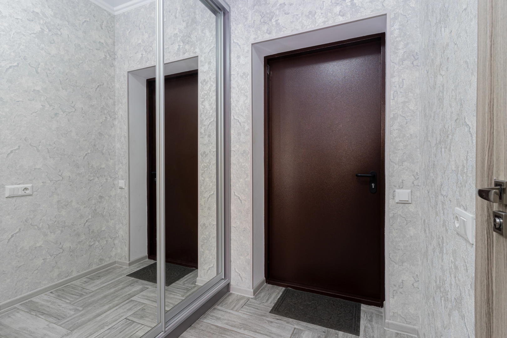 Квартира ЛЮКС Посуточно в ЖК Жигулина Роща