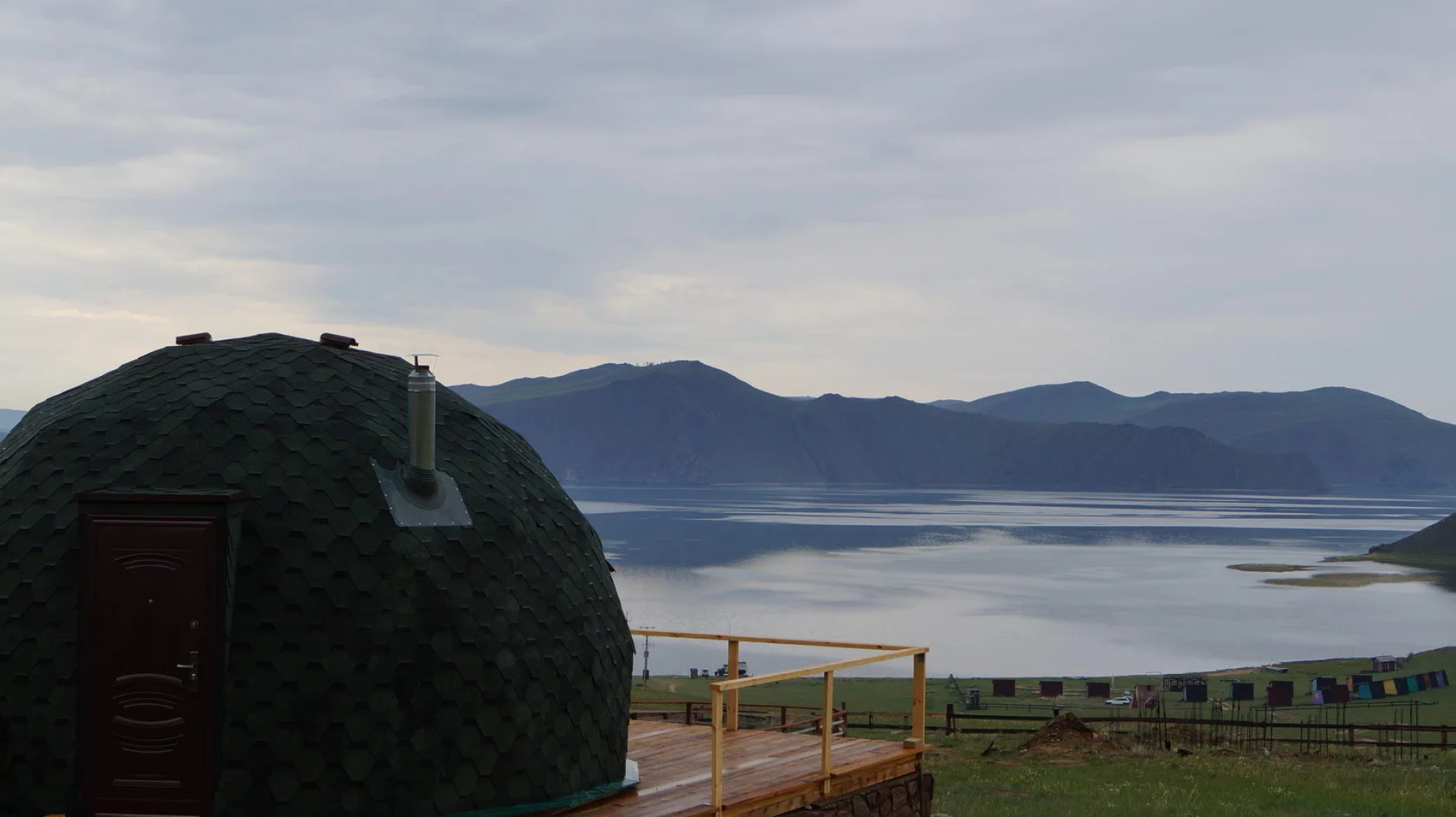 Глэмпинг Воробьевы горы на Байкале