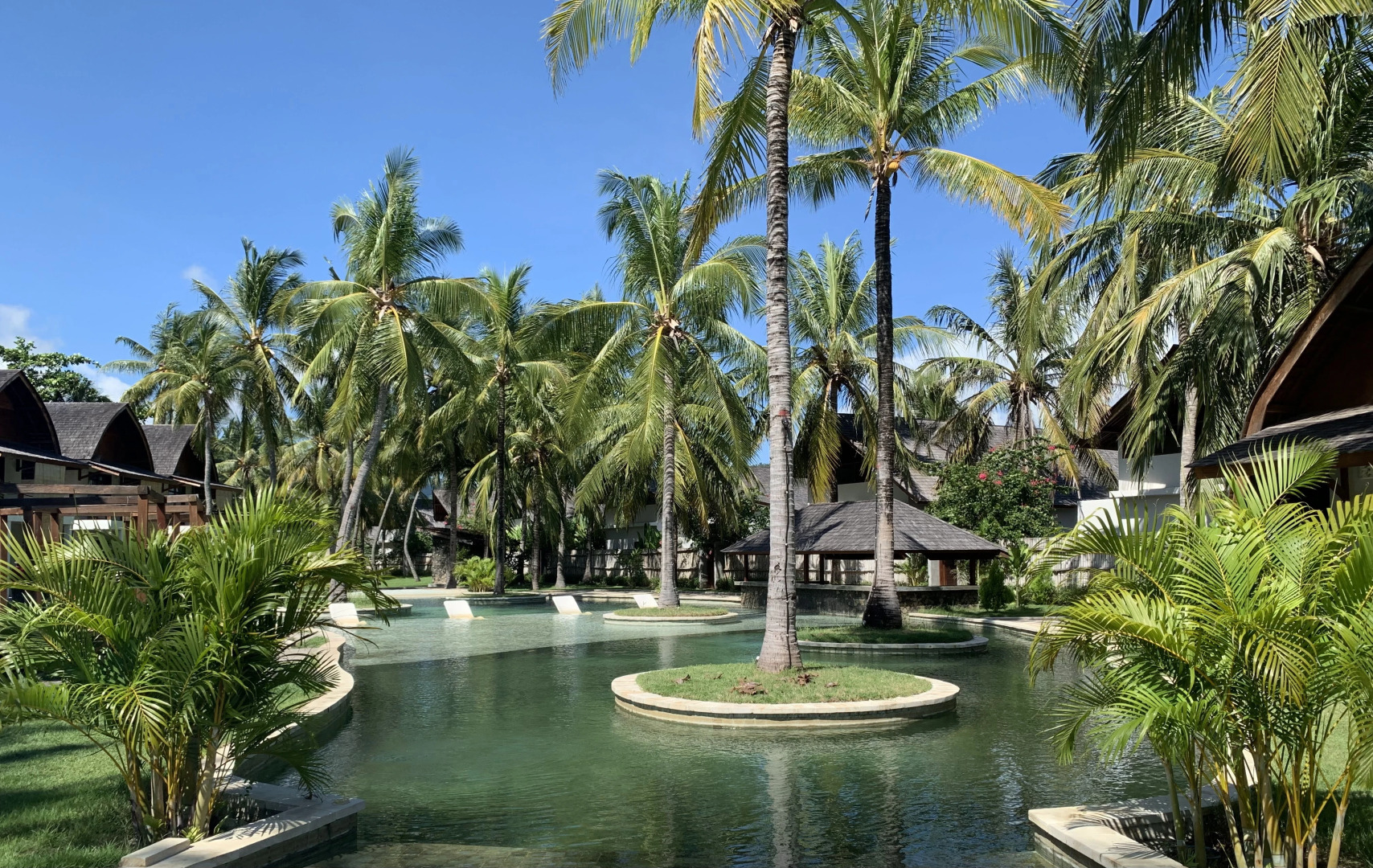 Отель The Club Villas Lombok