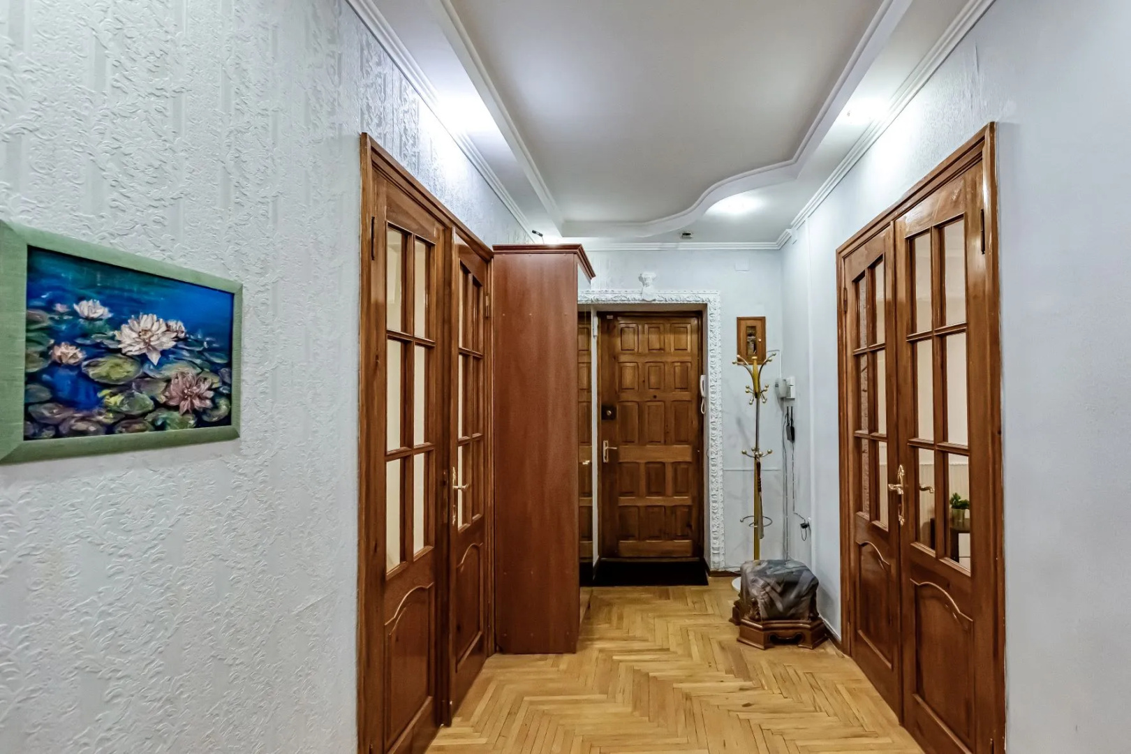 Апартаменты на Куйбышева Ирины Савельевой в центре курортного бульвара