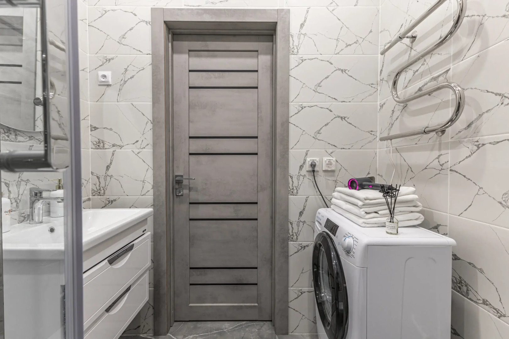 Квартира Однокомнатная уютная с дизайнерским ремонтом и современными удобствам