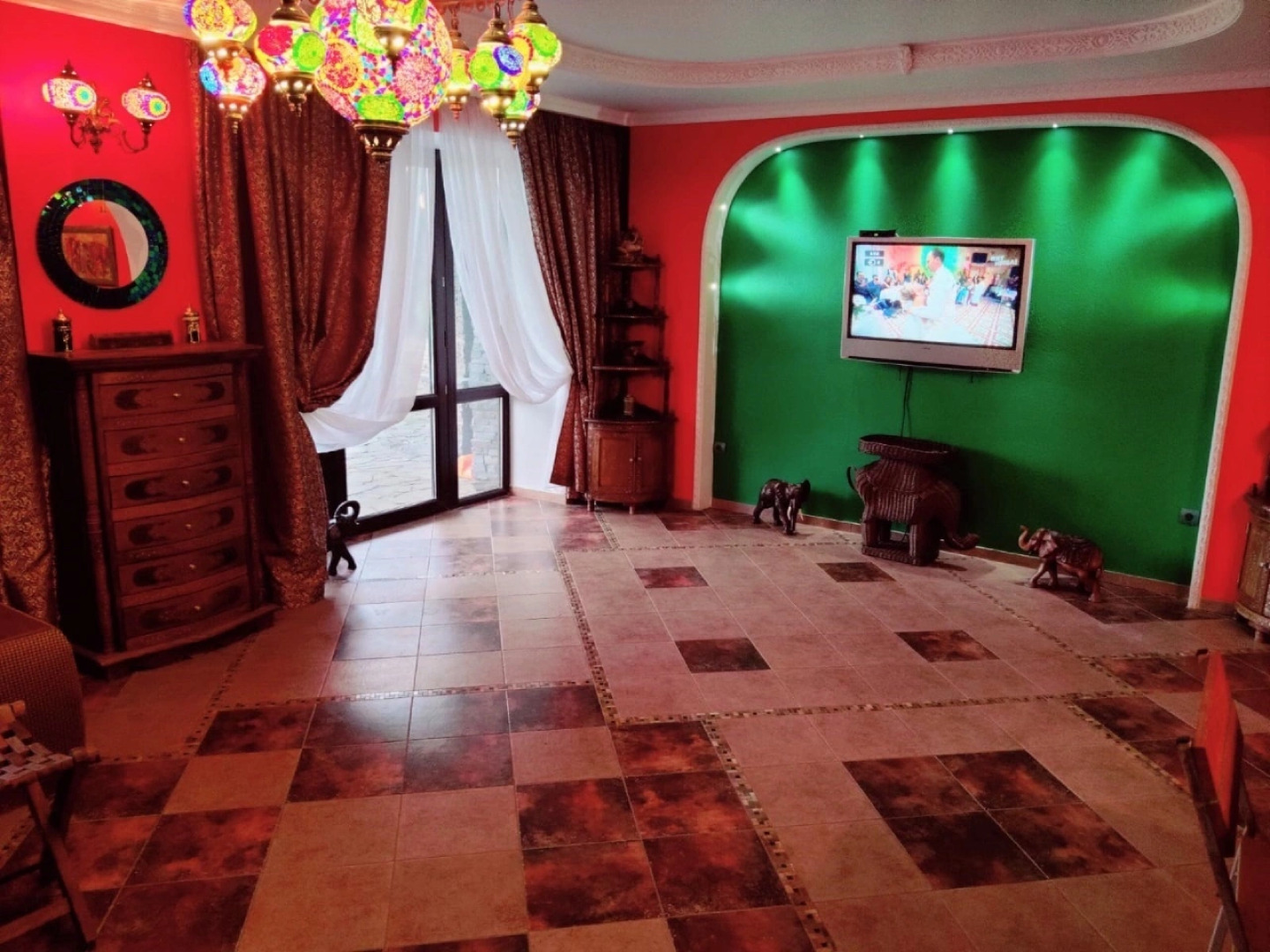 Апартаменты Elephant Hotel