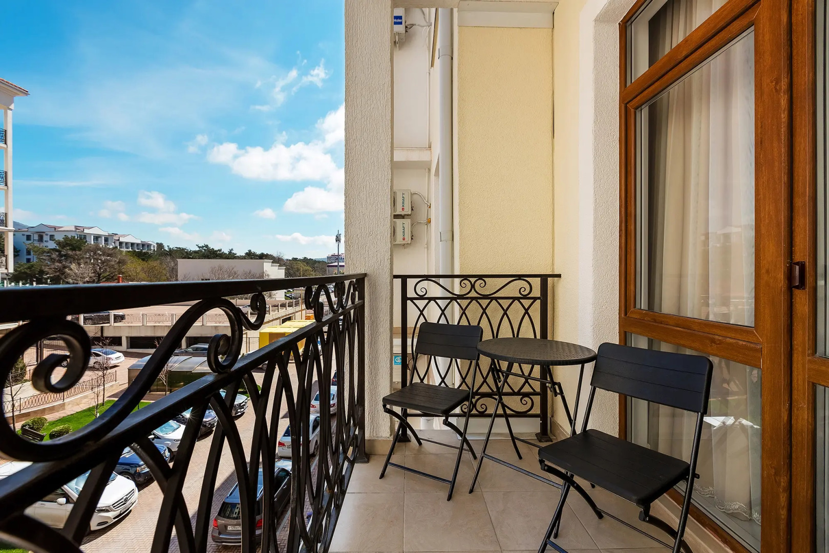 Апартаменты у моря в ЖК Изумрудный город