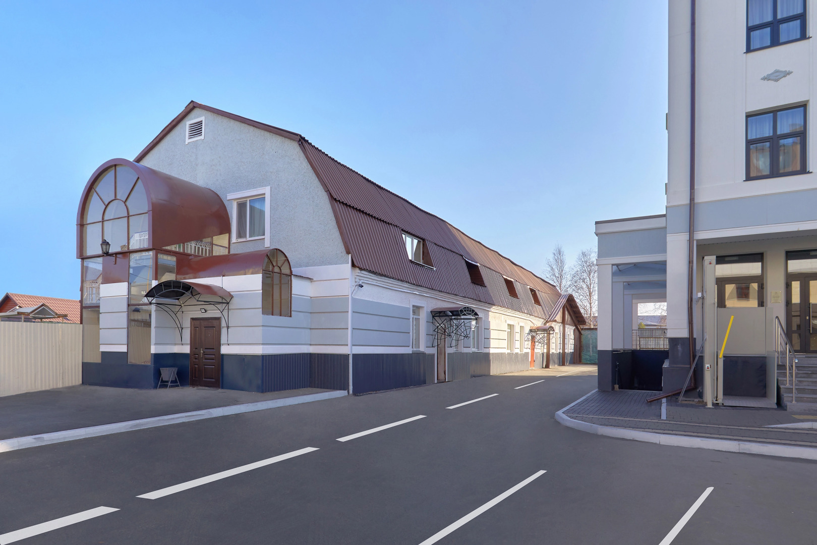 Отель Ленская