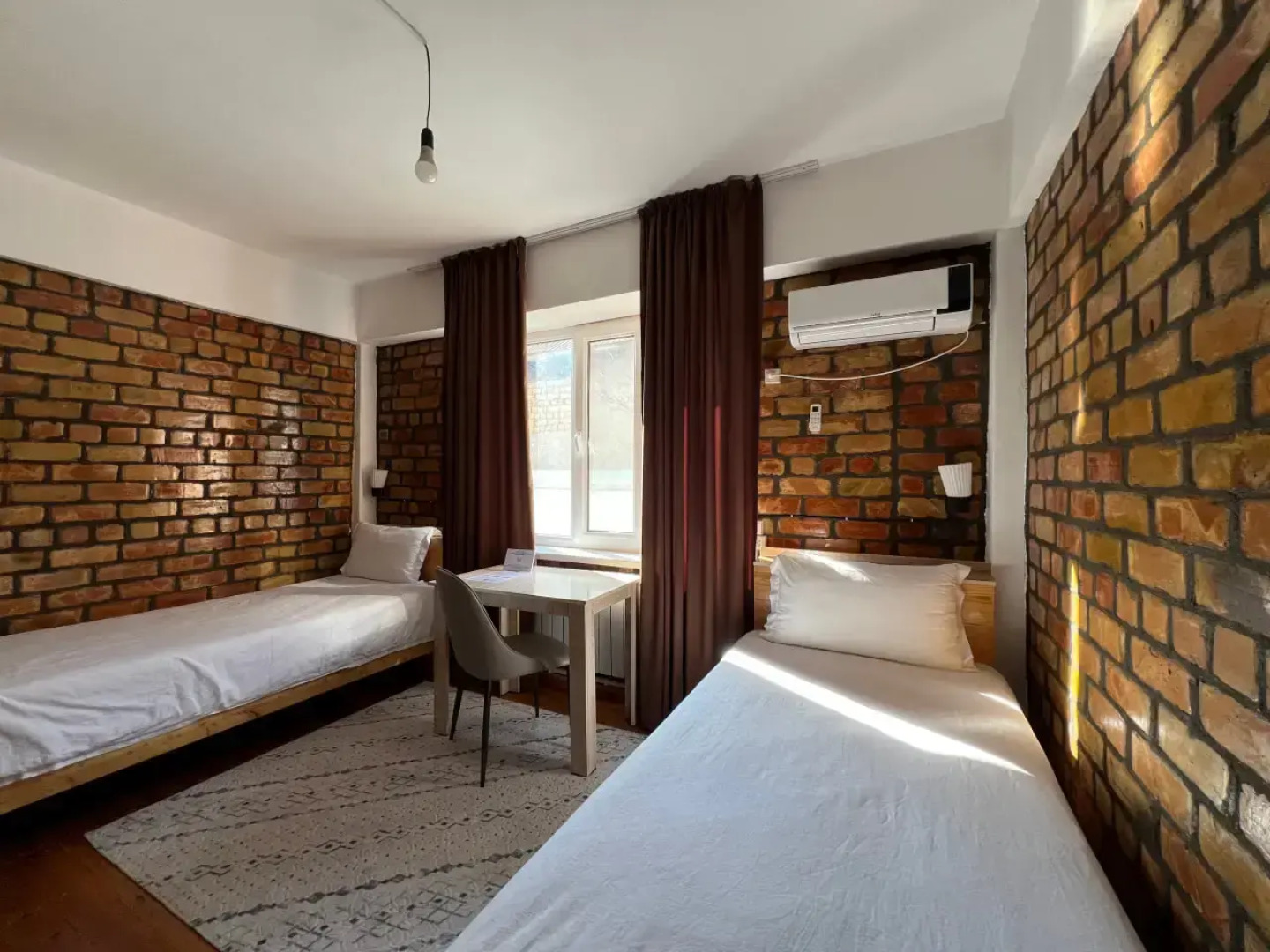 Отель Good Night KG