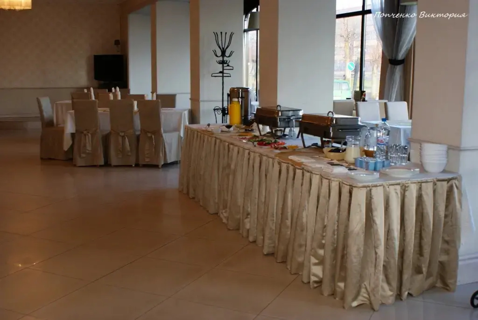 Отель Королевский двор