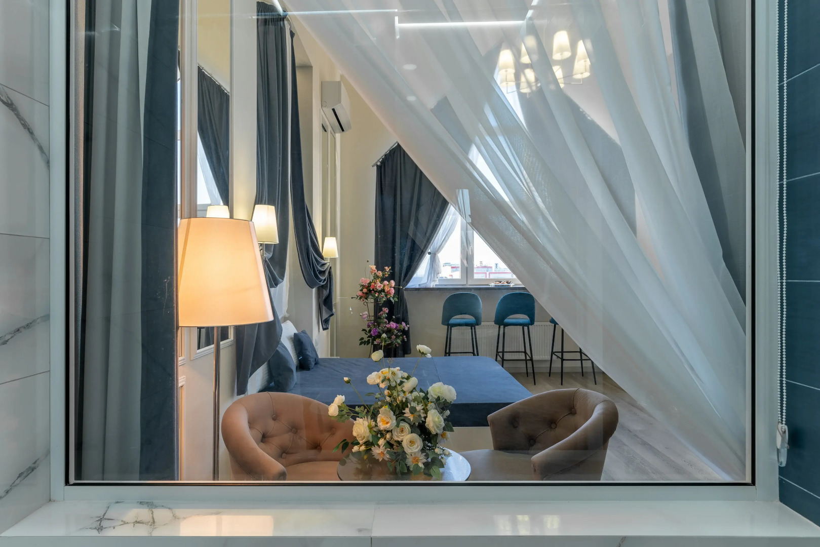 Апартаменты Бриллиант Apart Energy с Джакузи и Камином