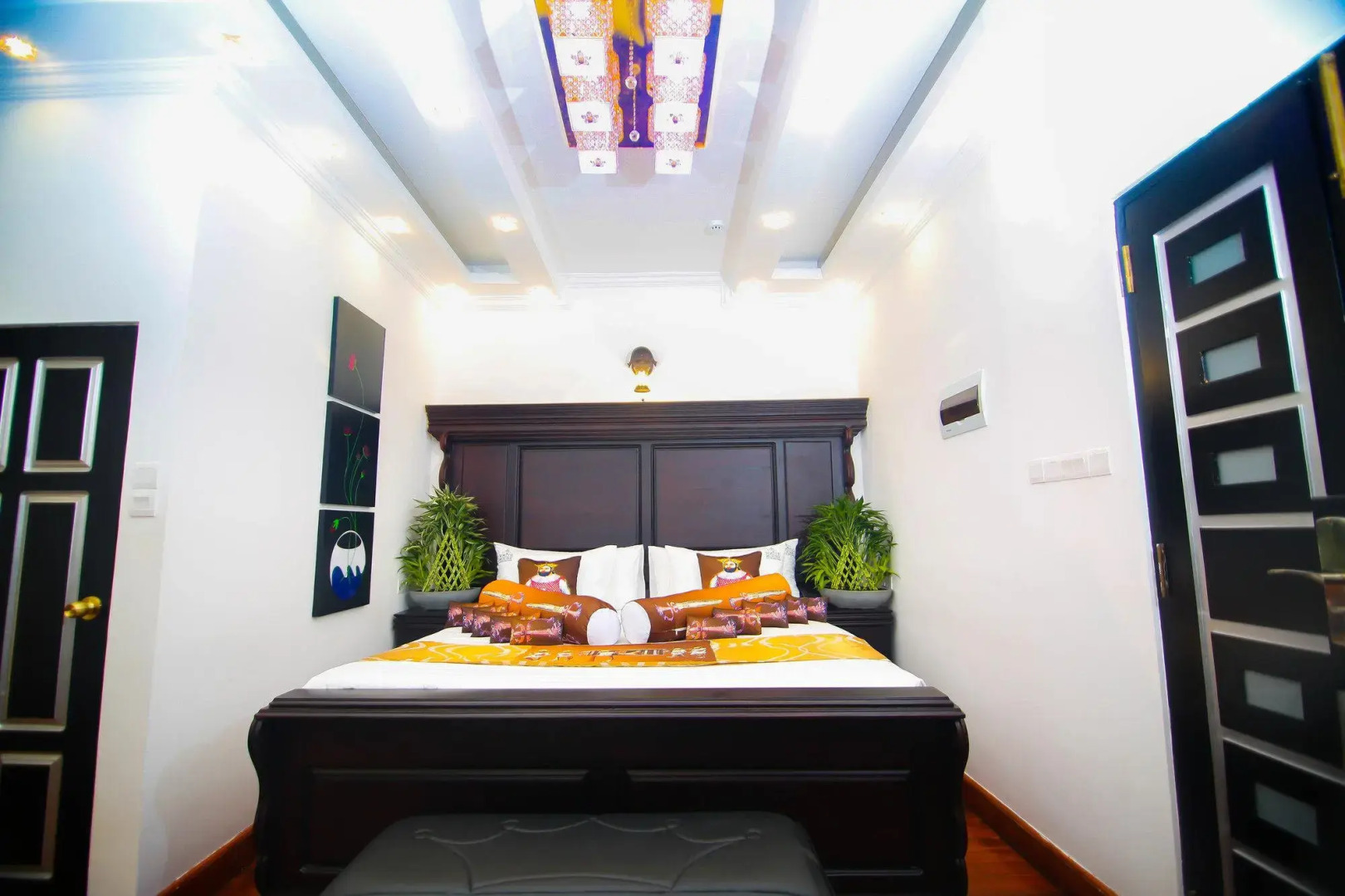 Отель White House