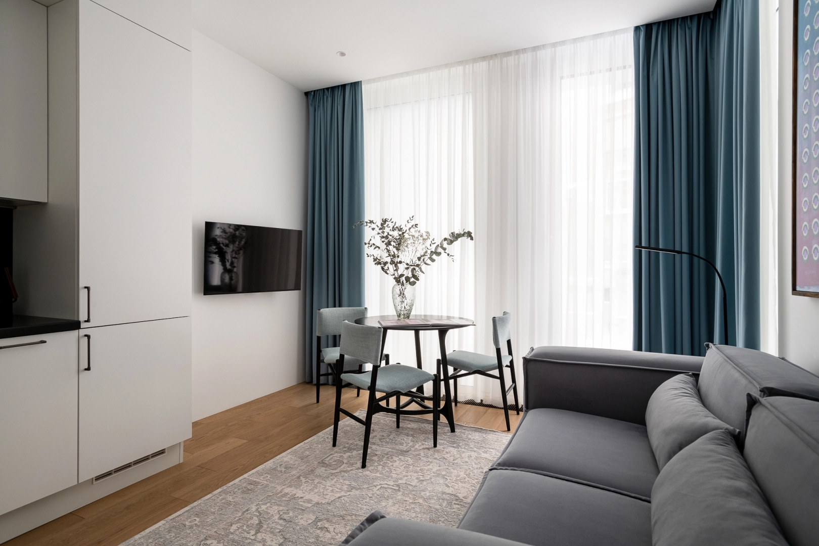 Апартаменты Comfort Life на Славянской площади