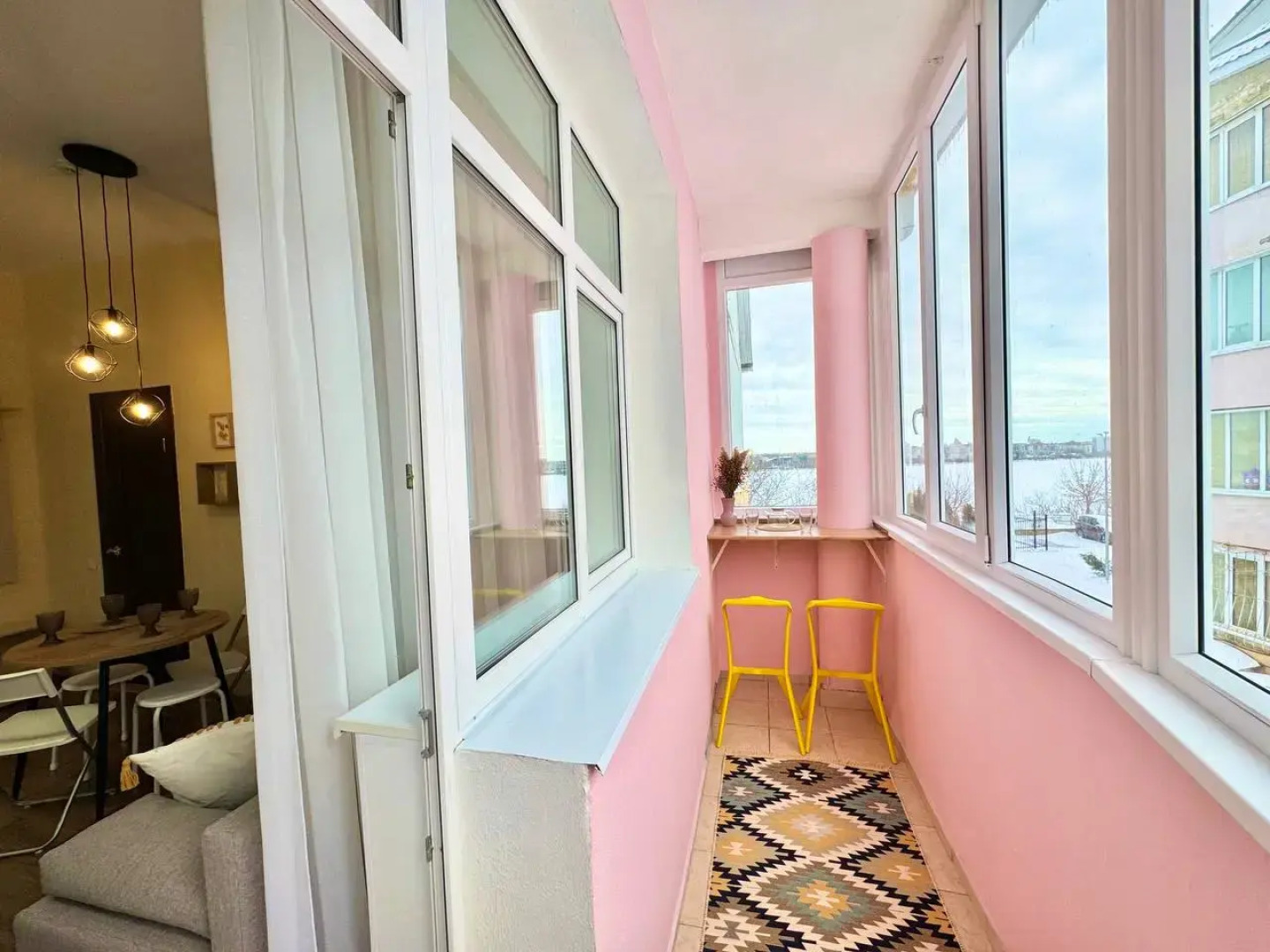 Апартаменты Студия с Видом на Воду