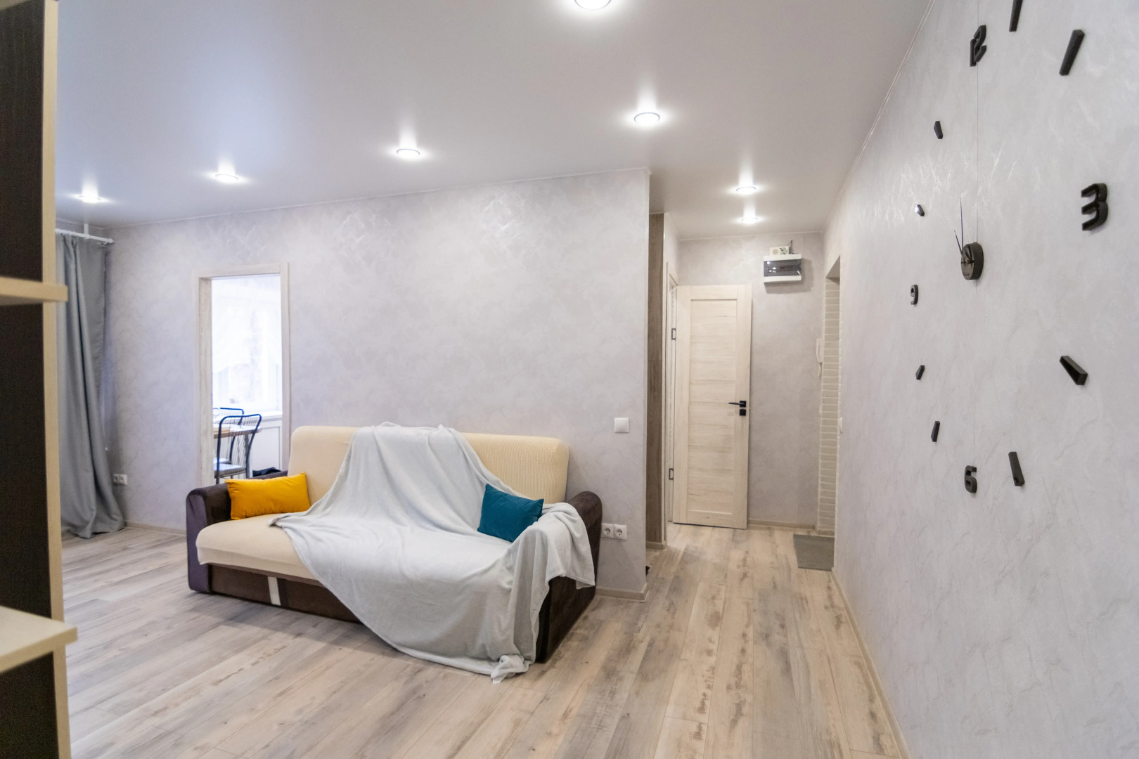 Апартаменты на главном проспекте города