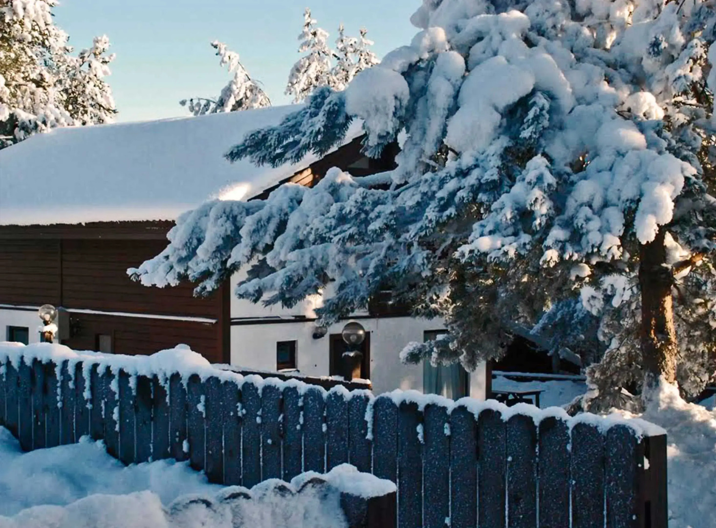 Шале Размещение с двумя спальнями (4+2)