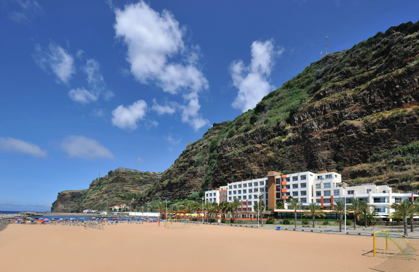 Курортный отель Calheta Beach - All Inclusive