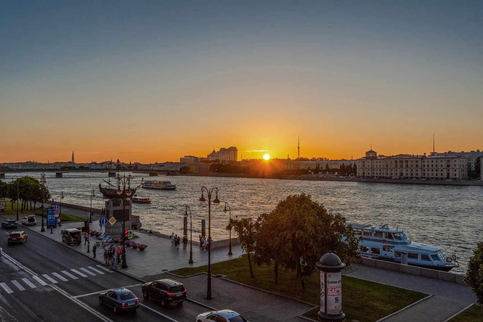 Апартаменты Studio 7 Neva View с видом на Неву