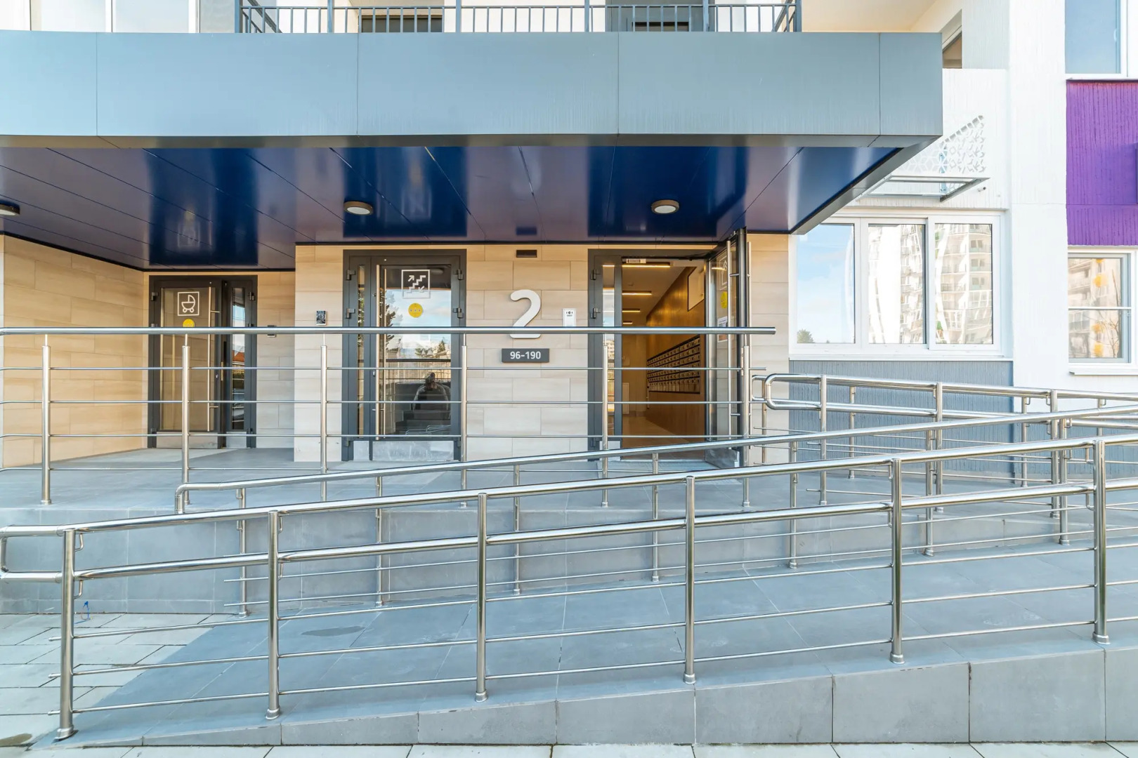 Апартаменты Море Квартир Современная студия с видом на горы Абхазии