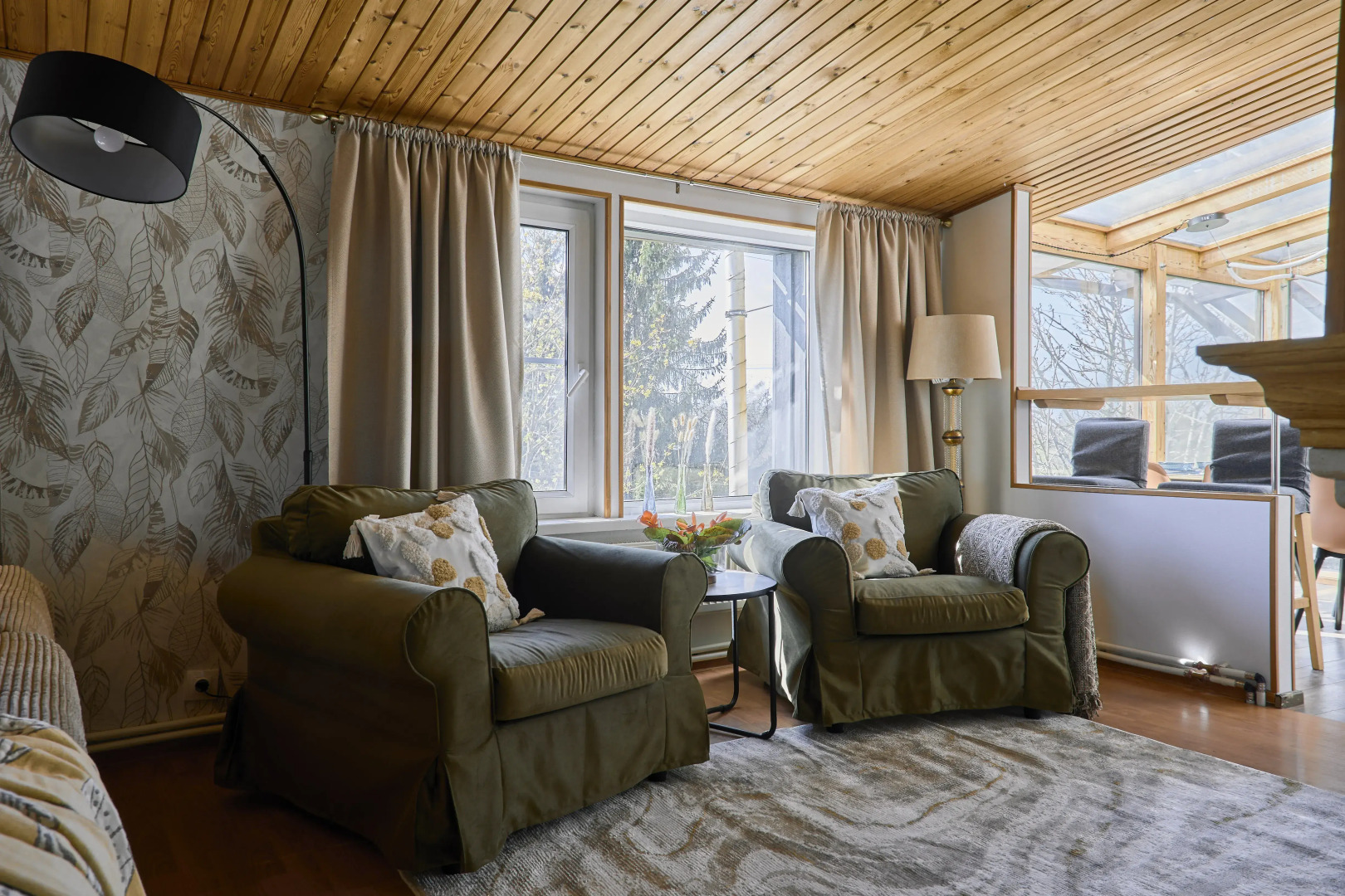 Частный дом уютный просторный GetFlat с баней для большой семьи